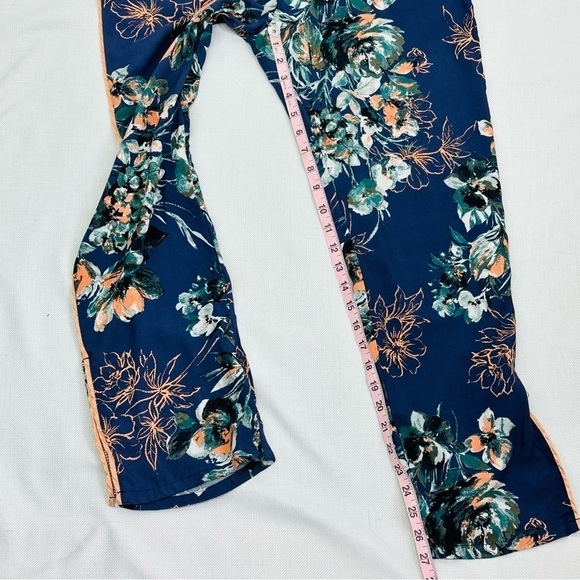 Wanderlux size Medium Navy Blue Floral Pants - Picture 10 of 10